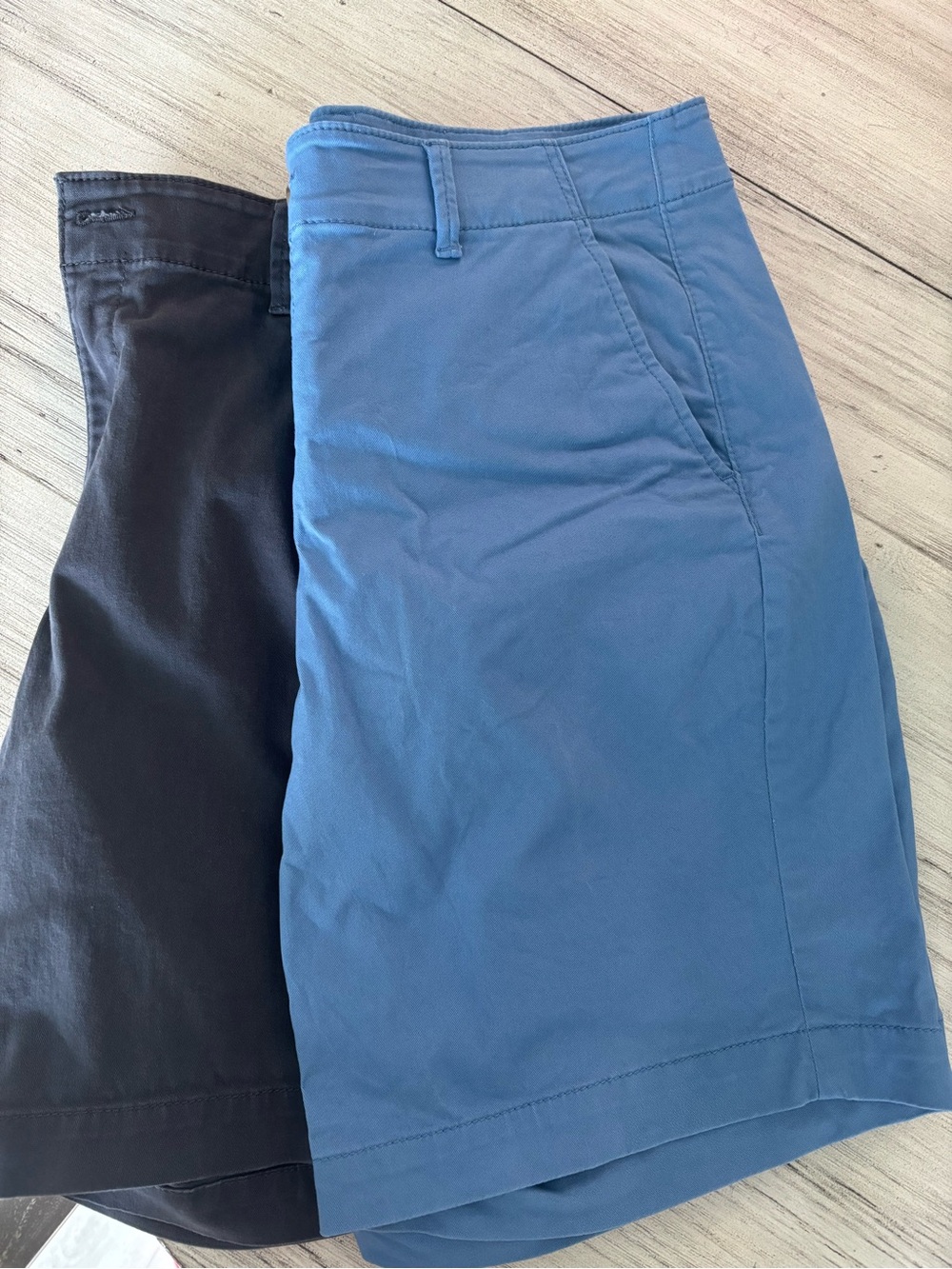 LOFT Two-Tone Women’s Flat-Front Shorts — Blue and Black
